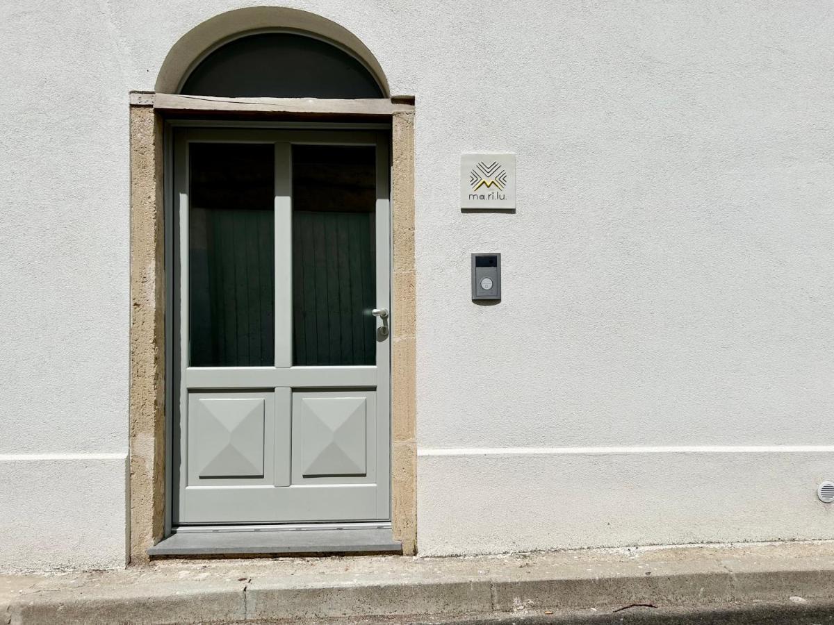 Hotel Palazzo Ma.Ri.Lu. Càbras Exterior foto